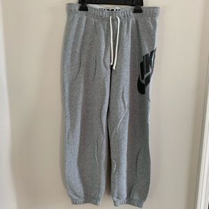 nike gray crop joggers